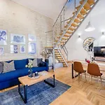 Wellness Duplex Penthouse Sauna & Jacuzzi-Heart Of City