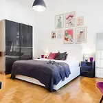 Wellness Duplex Penthouse Sauna & Jacuzzi-Heart Of City