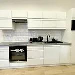 Smart Home Near The Westend City Center