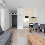 Apartment Downtown Lonyay 38