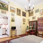 Lovely Central Apartment