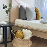 Zazie Apartment With Free Parking