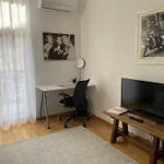 Superb Studio With Ac Plus 40 Sqm Terrace In The Greens Of Buda City Centre