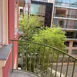 3 Bedroom Apartment By The Parliament