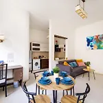 Gozsdu-1 Bedroom Apartment