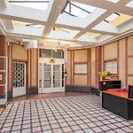 Super Central Mini Studio