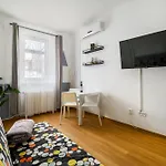 Parlament Apartmant