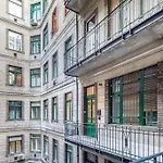 Authentic City Stay