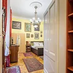 Authentic City Stay