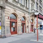 Authentic City Stay