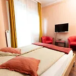 Danube Dwelling Asboth 19-2