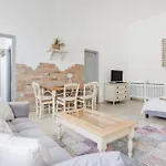 A Touch Of Provence And Pastels In The Centre