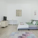 A Touch Of Provence And Pastels In The Centre