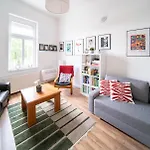 Cosy Rock Apartment