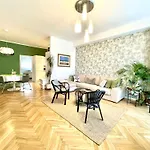 Mint Pearl Apartment 3 Rooms 2 Bathrooms At Kalvin Square