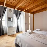 Trend Twist Apartment