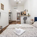 Brody 46 Boutique Rooms