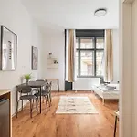 Grand Downtown Apartment - Hegedus 8