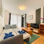 Opera Residence