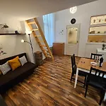 The Greenest Vintage Lodging