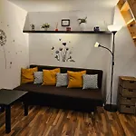 The Greenest Vintage Lodging