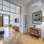 Jokai Hideaway