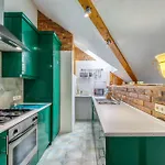 Acme Apartments