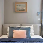 Charming Central Dream Home & Retreat By Prestige Homes