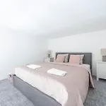 Fabulous Central Dream Home & Retreat