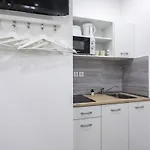Extreme Central - Ultra Mini Studio