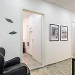 Extreme Central - Ultra Mini Studio