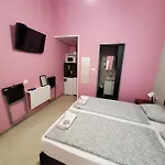 Klauzal Party Apartments