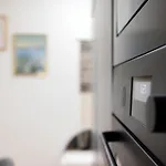 Lovely Quiet Central Apartment Near Heroes Square By Cavaland