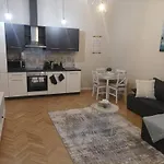 H30 Budapest Central Apartment