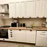 Bank5 Central Apartment