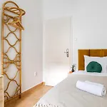 Jungle Aesthetics Downtown Apartman Aircon And Garage Parking Budapest