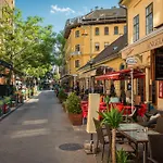 Green Pearl Apartment At St Stephen\' S Basilica