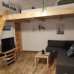 Blueroom Apartment - 15-Minute Walk From Danube