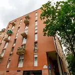 Modern Comfort In Jozsef Street By Nw