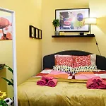 Soho Street Private Apartment 6 Persons