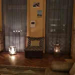Budapest Citypark Getaway Quiet Historic Flat & Free Parking