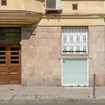 Central - Bright - Calm Studio For Solo Travellers