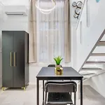 Modern Luxe Retreat