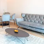 Emerald Downtown Luxury Suites By Continental Group