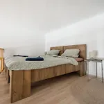 Brody Central Apartment