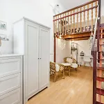 Brody Central Apartment