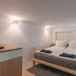 Huszonegy 1 - Center Location Ac