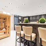 Luxurious 3-Bedroom Apartment In The Center