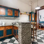 Castle Chainbridge Apartment