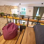 Rumbastic New Apartment - Best Location With Ac